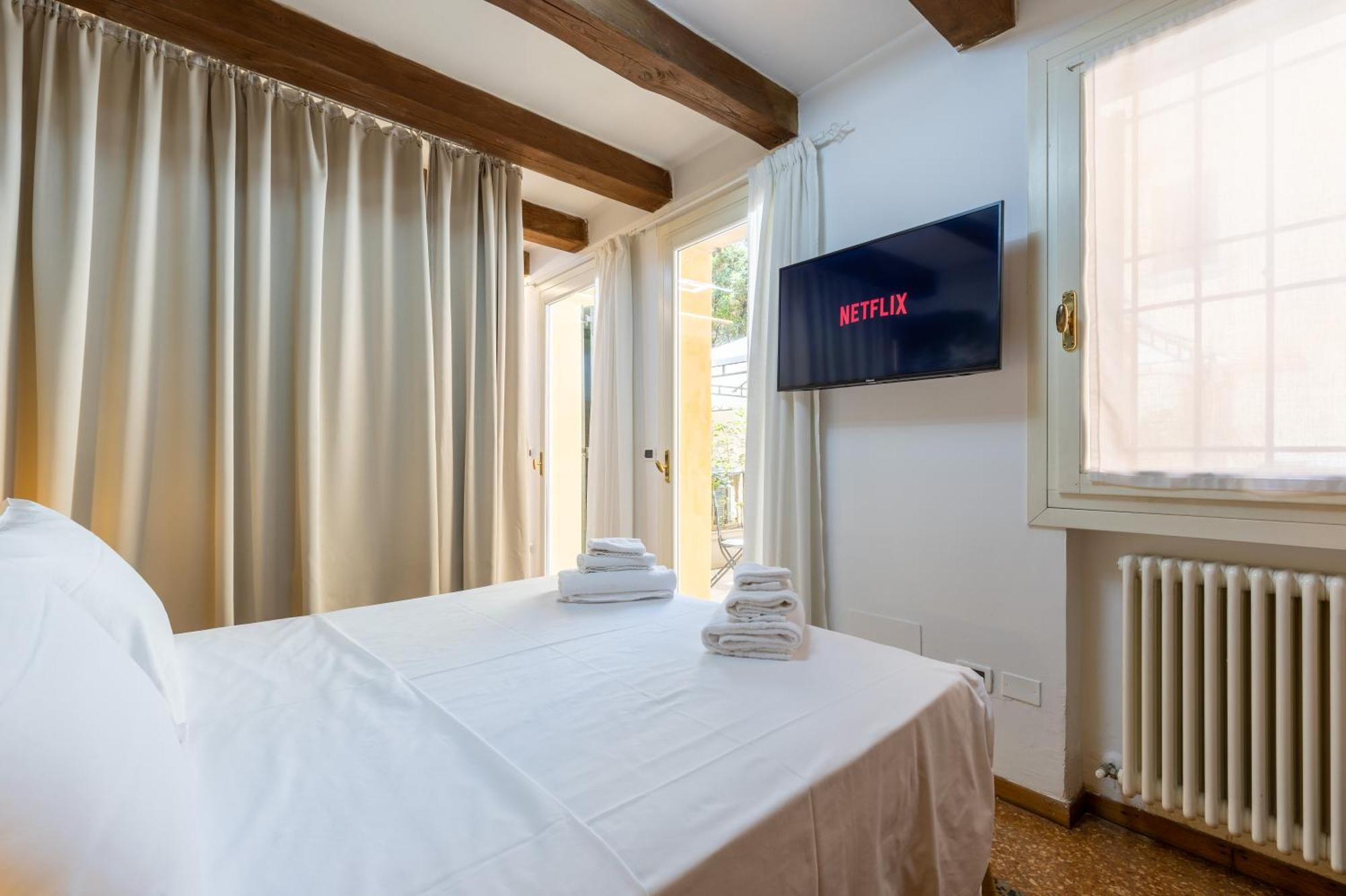 Frassinago Suites-Bolognarooms Exterior photo